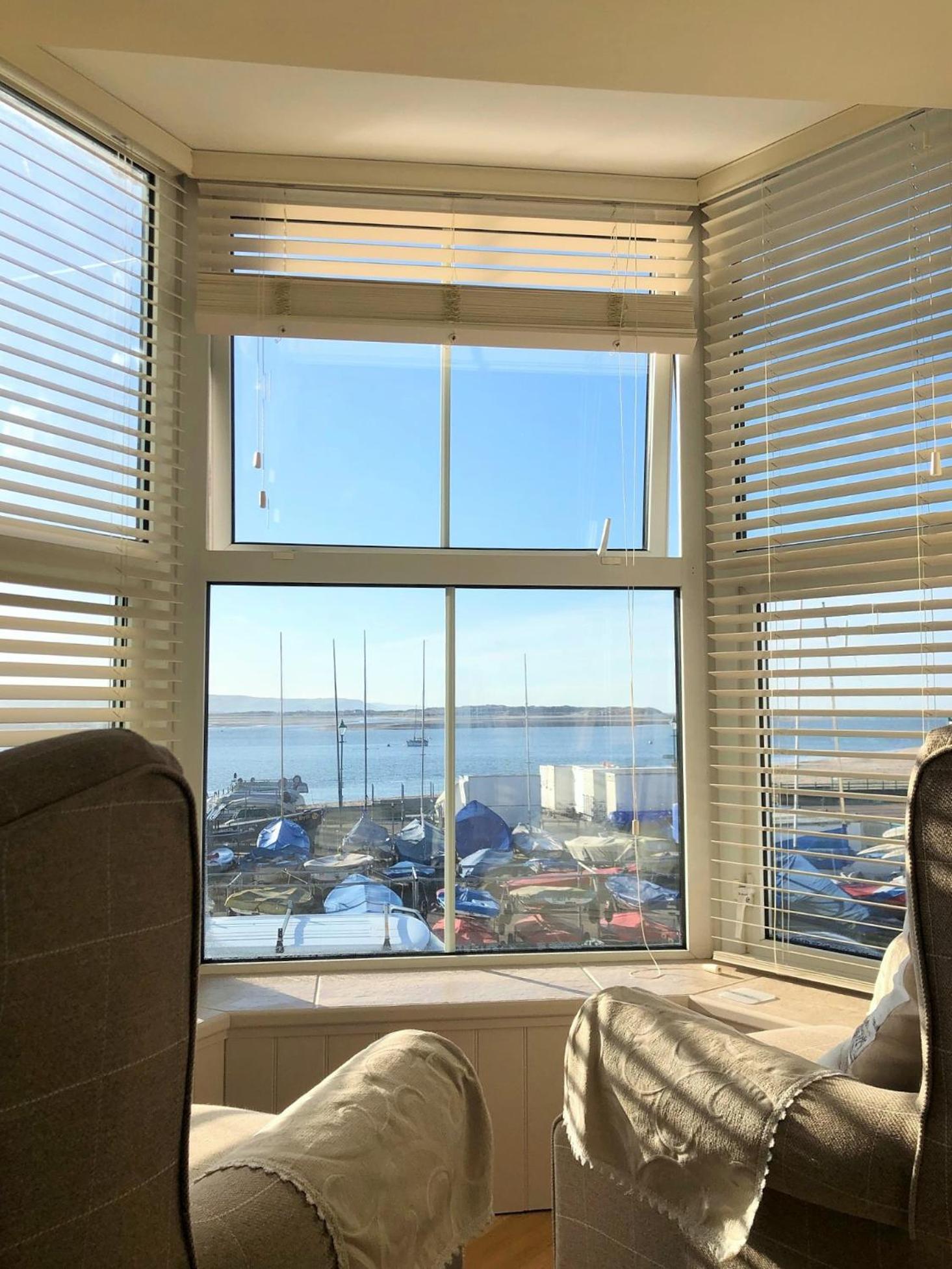 Popular Sea View Apartment Aberdyfi Εξωτερικό φωτογραφία